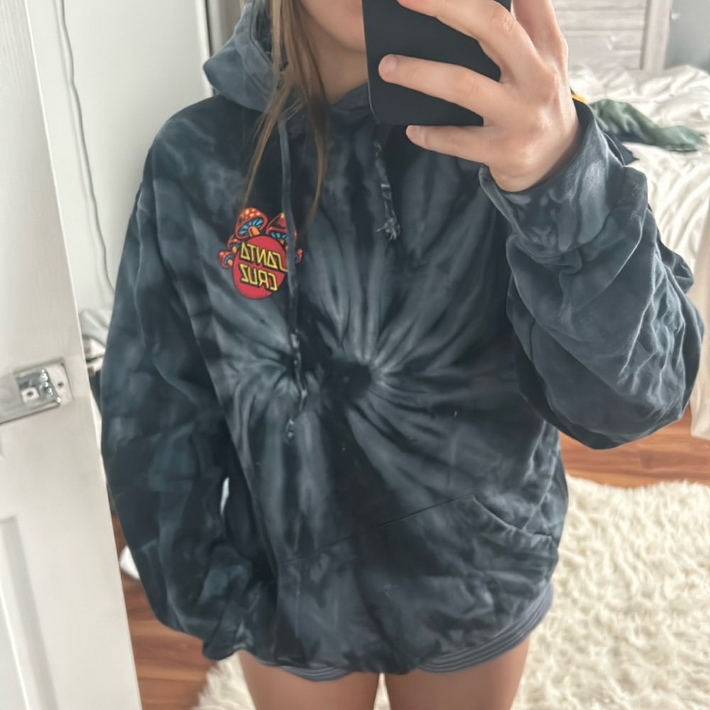 Santa cruz sweatshirt